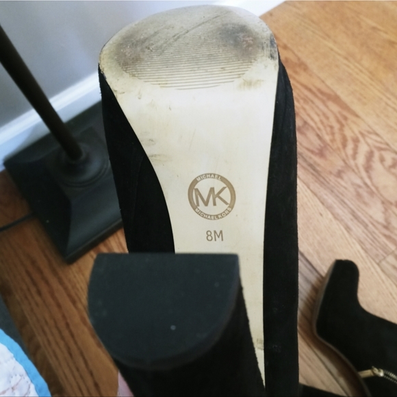 MICHAEL Michael Kors Black Suede Ankle Booties - Picture 2 of 7